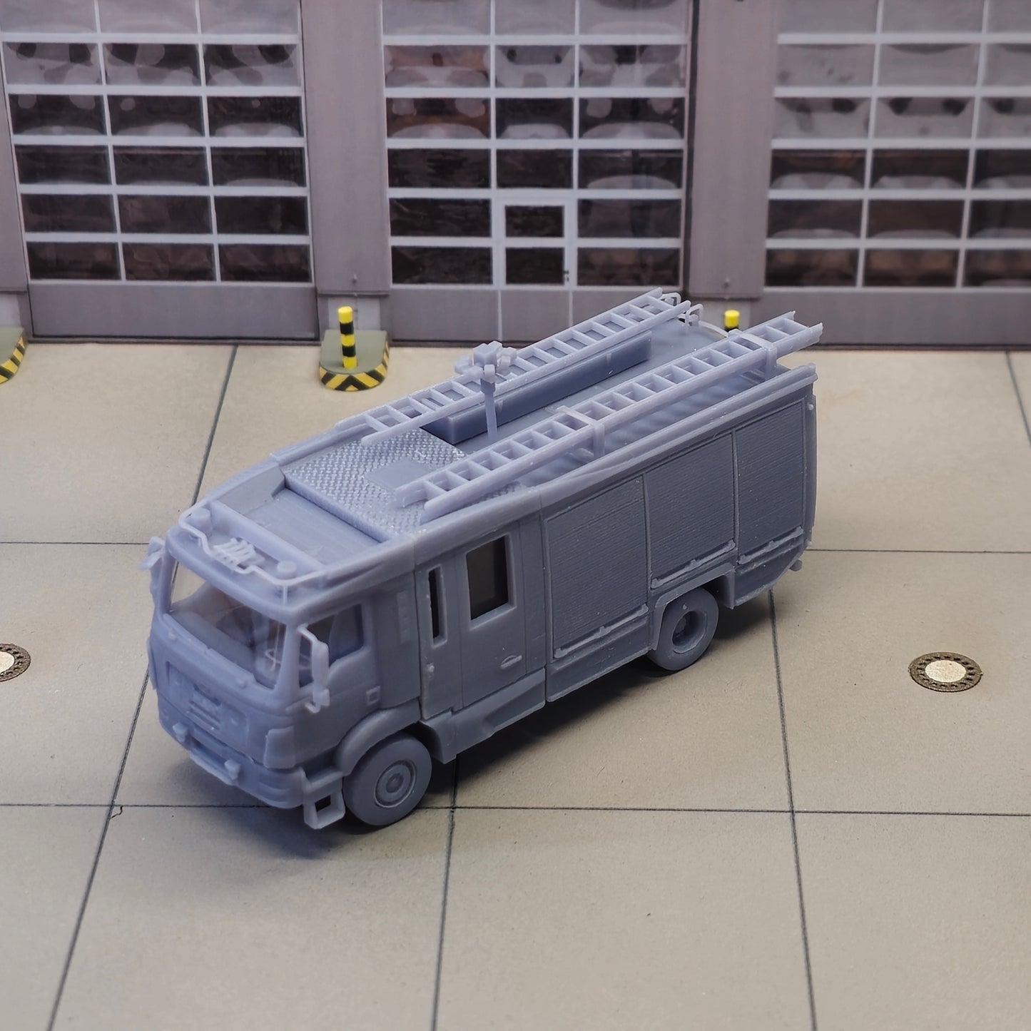 EMPL HLF10 Bausatz H0 1:87