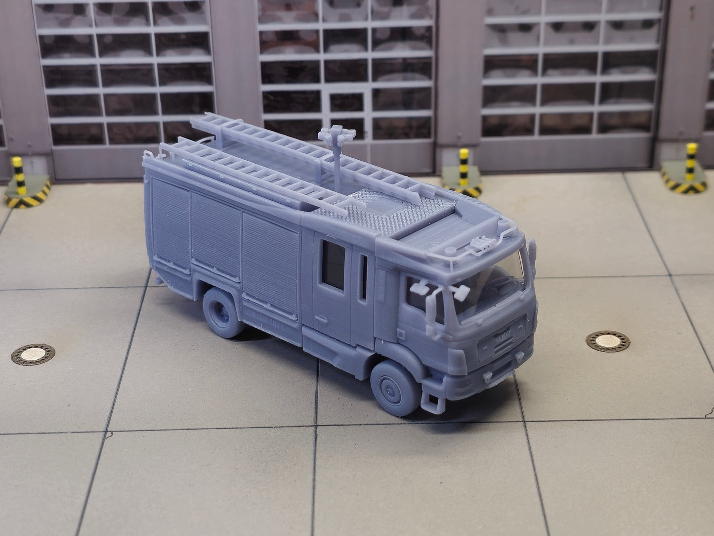 EMPL HLF10 Bausatz H0 1:87