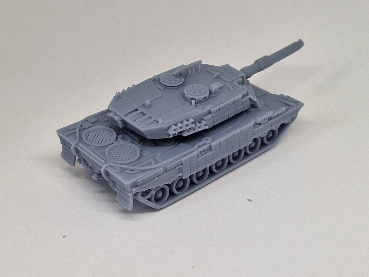 Leopard 2A4 ERA Spur H0 1:87