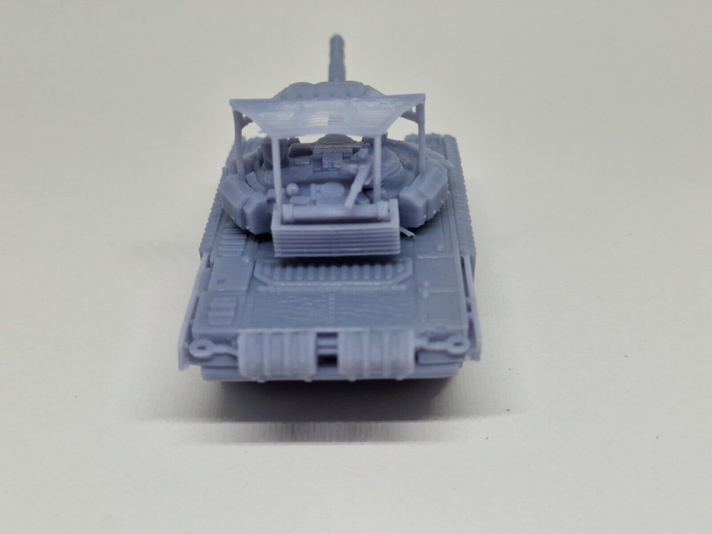 Panzer T-72B3 mit Schirm Spur H0 1:87