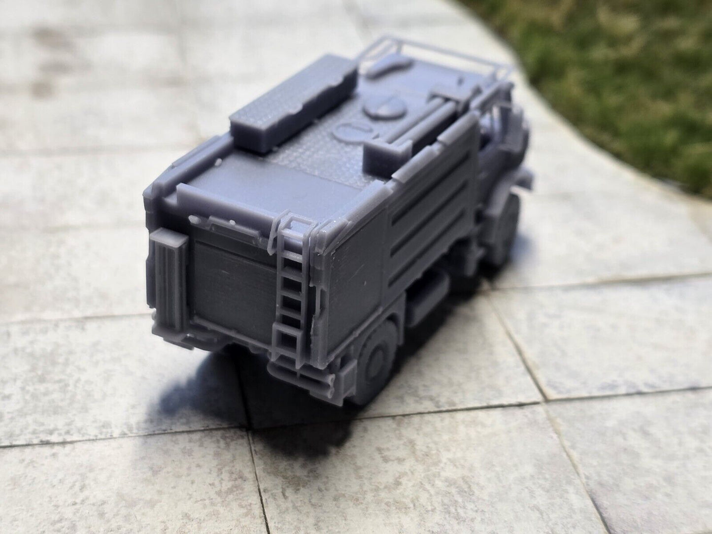 Waldbrand Unimog U 5023 - Ziegler - TLF 20/48-W H0 1:87 Inkl. Verglasung