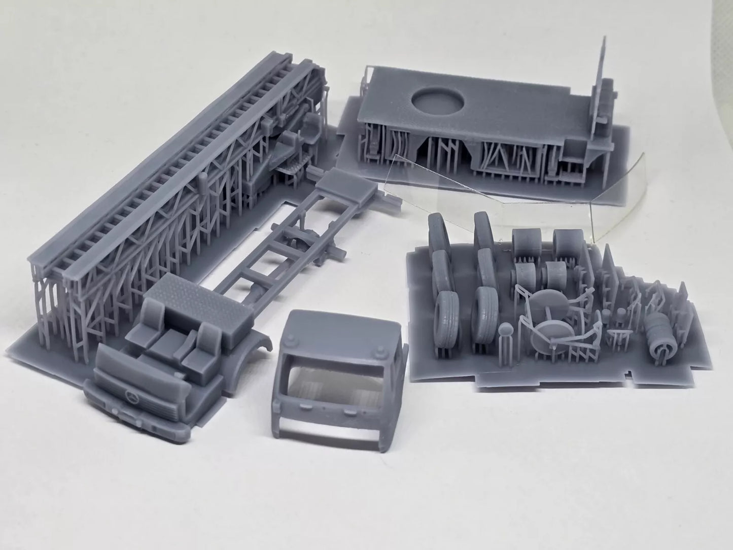 Mercedes Drehleiter DL 23-12 H0 1:87