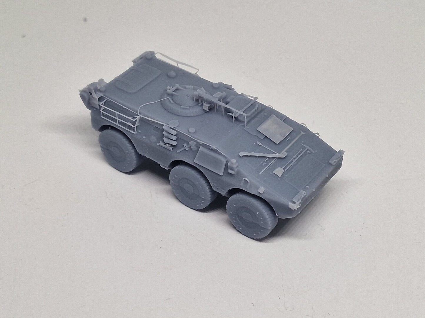 Italienischer Puma 6×6 Spur H0 1:87