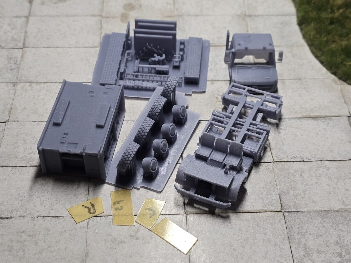 Schlingmann TLF3000 Varus U5023 Unimog Feuerwehr H0 1:87 Inkl. Verglasung