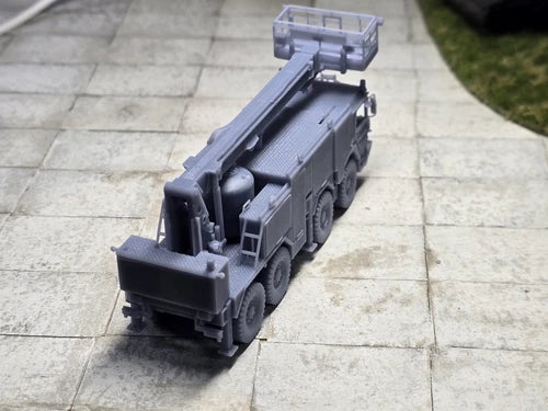 Hubrettungs TroLF 2000Feuerwehr Flughafenfeuerwehr H0 1:87
