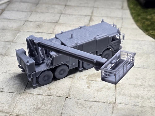Hubrettungs TroLF 2000Feuerwehr Flughafenfeuerwehr H0 1:87
