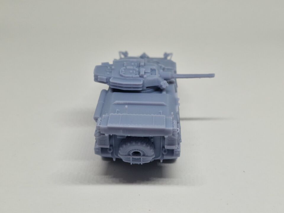 Radschützenpanzer LAV III mit Schild Spur H0 1:87