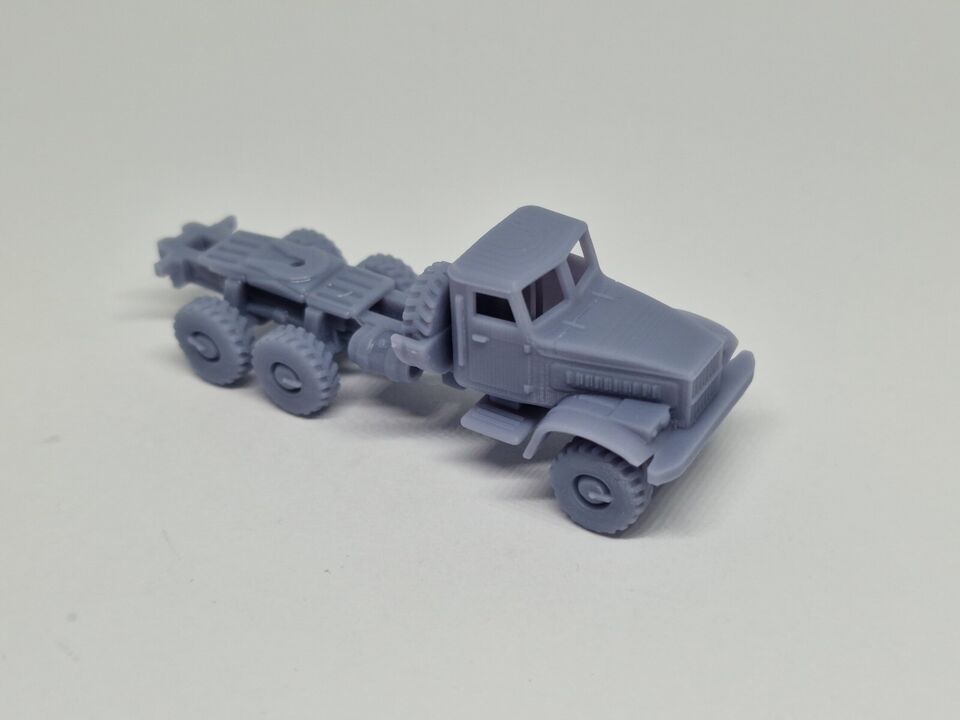 KrAZ 255 Sattelzugmaschine Spur TT 1:120