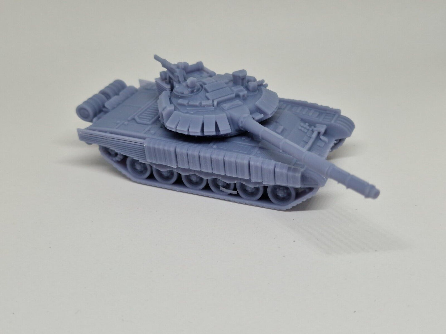 Panzer T-72B3 Spur H0 1:87