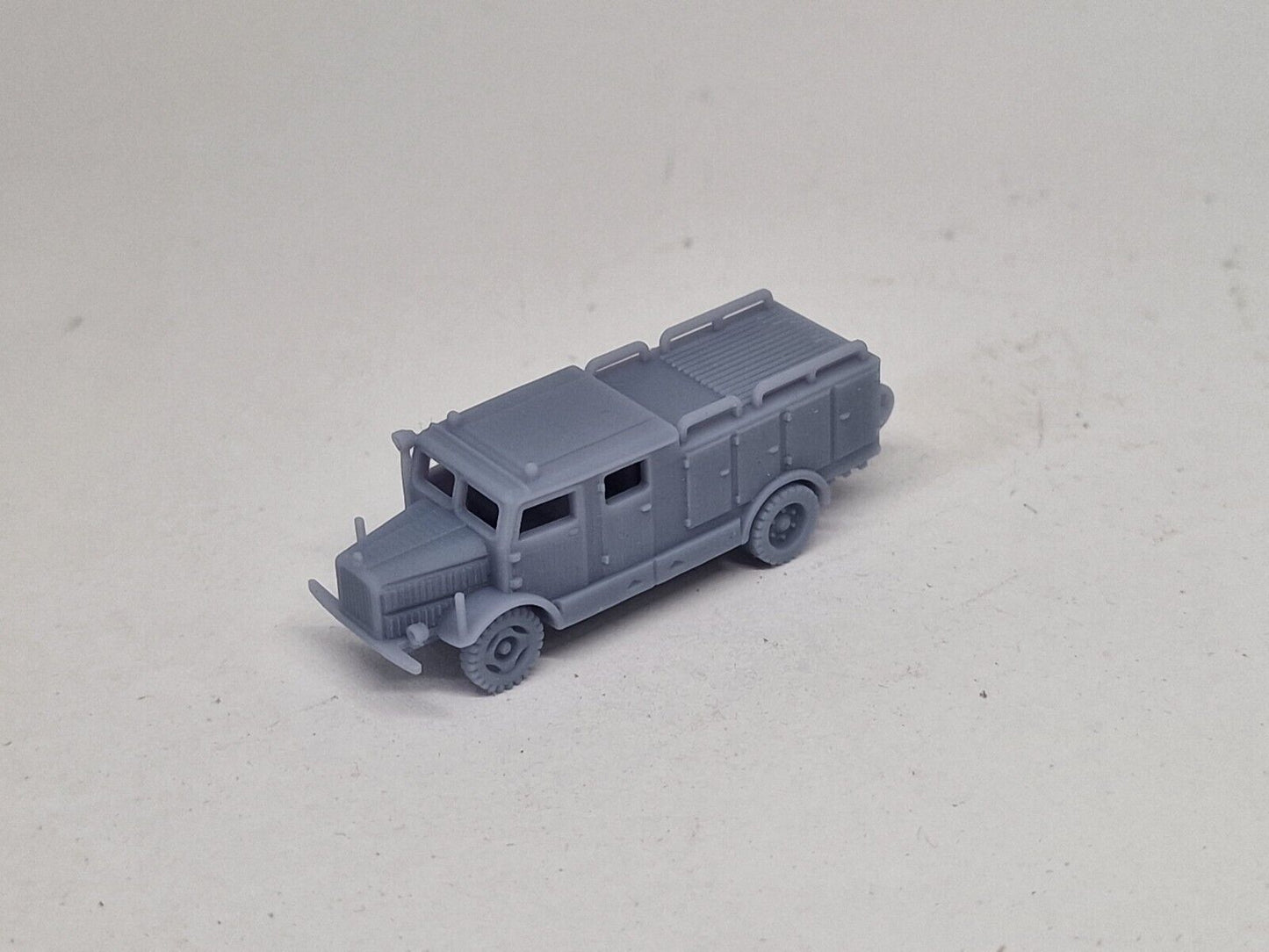 Mercedes L4500F FEUERWEHR Spur N 1:160