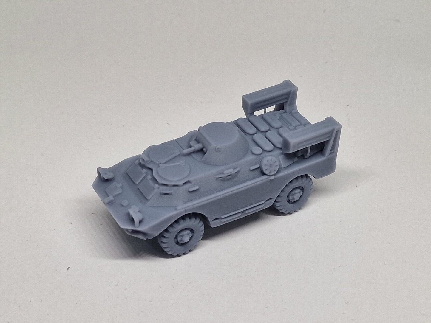 BRDM 2 RKH Aufklärer Spur H0 1:87