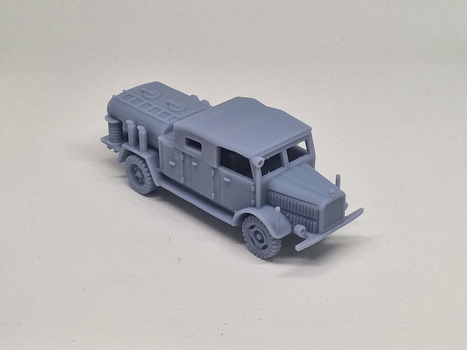 Mercedes Benz L4500F Cabrio Geschlossen Feuerwehr Spur H0 1:87